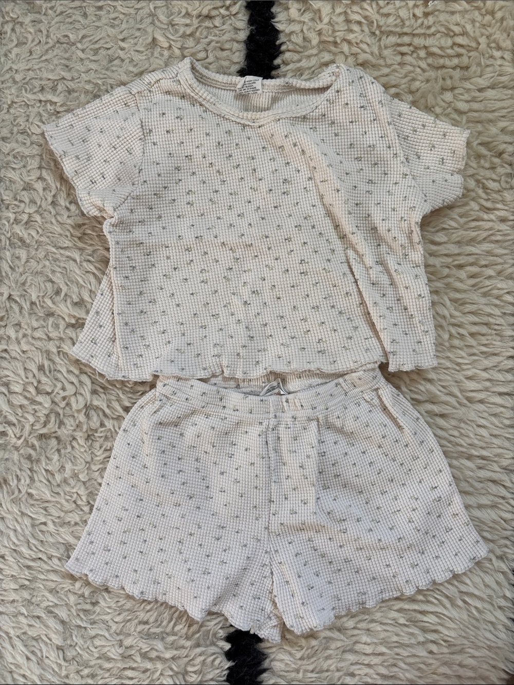 At Noon Kids Waffle Lettuce- edge T-shirt and shorts set - Floral 2-3y (s)